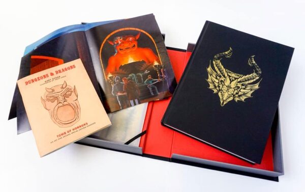 Dungeons & Dragons Art & Arcana [Special Edition, Boxed Book & Ephemera Set]: A Visual History - Image 3