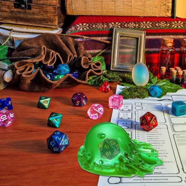 Deekin Harrycle Dice Jail Gelatinous Cube Dice Prison Resin Cage Translucent Miniature Accessory for Table Game Party Gatherings Gifts(Green) - Image 7