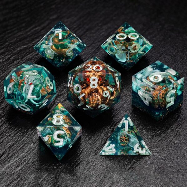 Cthulhu Dice Set – 7PCS Polyhedral RPG Dice with Tentacles & Eldritch Horror Figures, Resin DND Dice for Dungeons and Dragons, Call of Cthulhu, Tabletop RPGs, Collector’s Fantasy Gaming Dice - Image 3